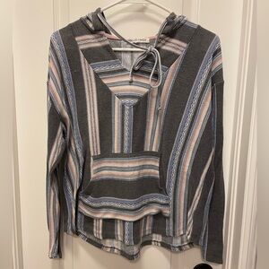 Wallflower Light Sweatshirt